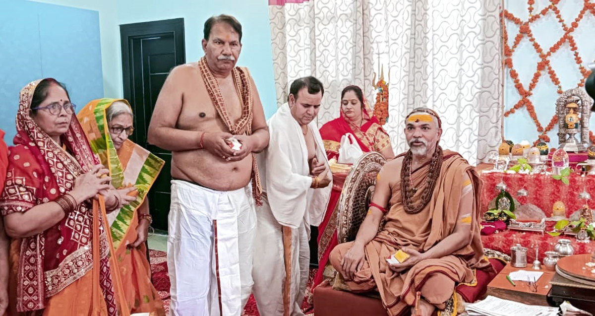 Jind news: People took initiation from Shankaracharya Avimukteshwarananda Saraswati