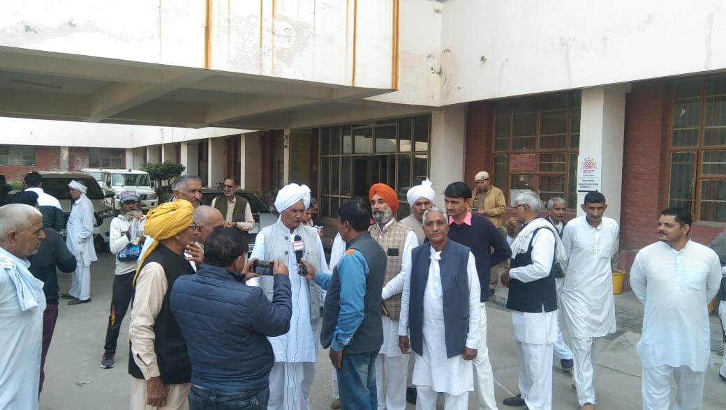 Haryana Khap Panchayats Live in relationship, Khap Panchayats came out in protest against increasing the marriage age of girls to 21 jind haryana